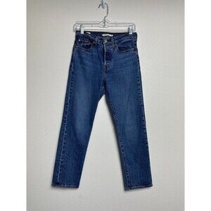 Levi's Women's Wedgie Straight Leg Jeans Medium Wash Button Fly Size 26 26x28